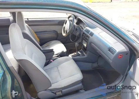 1996 Toyota Tercel Std/Dx z USA, uszkodzony, nr VIN JT2AC52L5T0194635